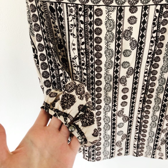 Forever 21 Boho Peasant Top - Picture 5 of 5